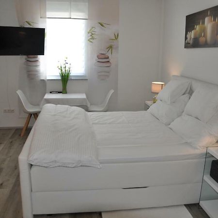 Gästezimmer Resi Illmitz Exterior foto