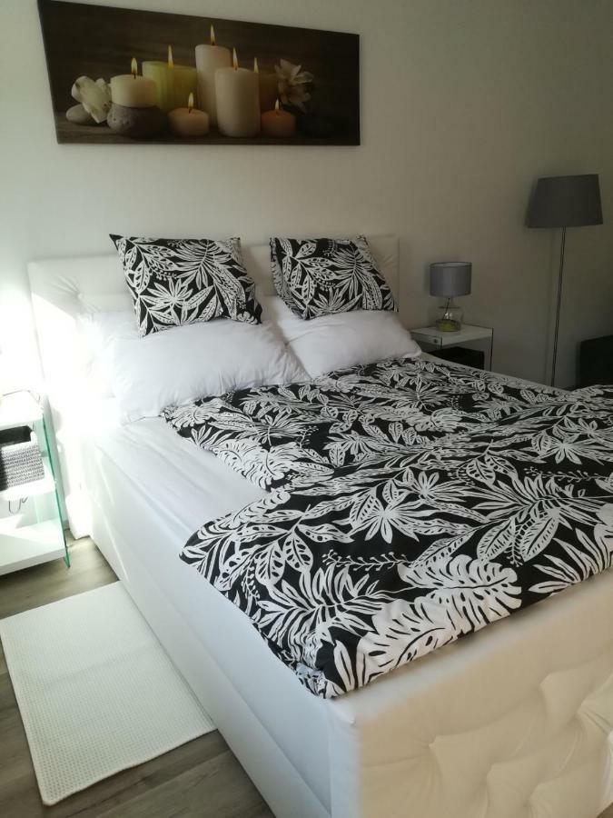 Gästezimmer Resi Illmitz Exterior foto